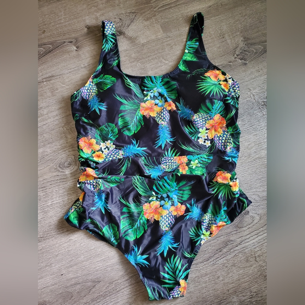 Plus Size 1 Piece Swim Suit